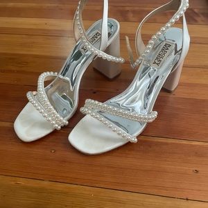 Wore once bagley mishka feisty Pearl heels.